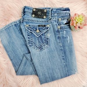 Miss Me Boot Cut Light Wash Jean's Size 28 JPW5067